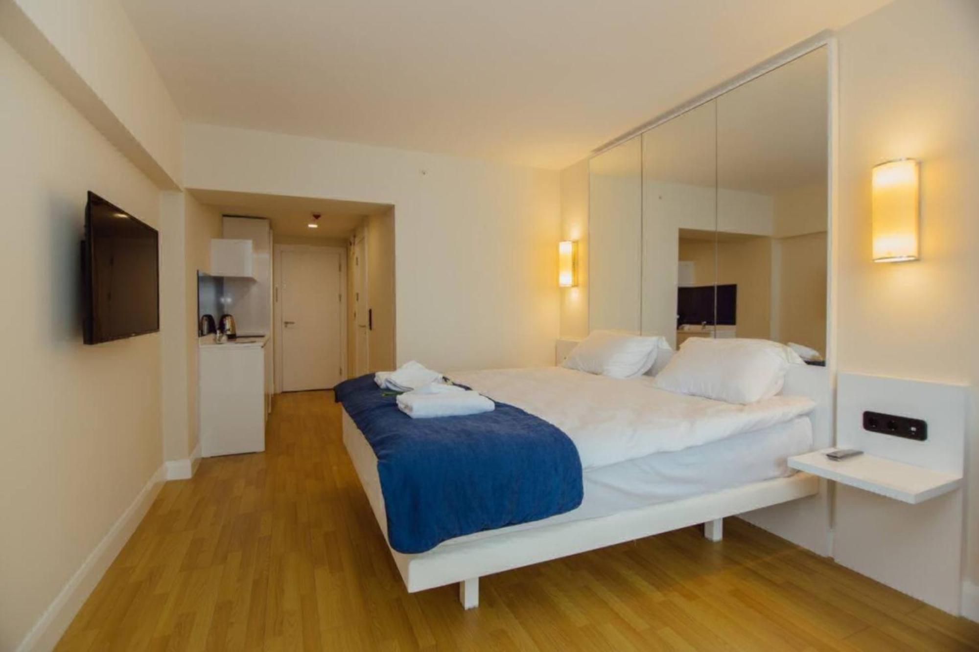 Relax And Unwind Premier Sea View Aparthotel In Батумі Екстер'єр фото